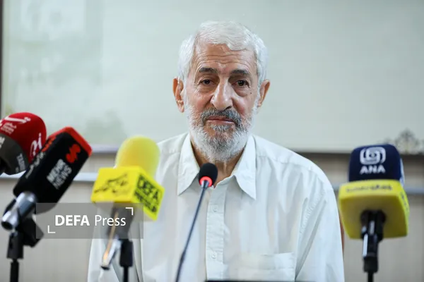 عطایی: بودجه‌های فرهنگی موازی‌کاری می‌شود، اما برای تاریخ متولی نداریم