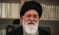 نماینده ولی فقیه در خراسان رضوی: مشارکت در انتخابات، یک تکلیف واجب شرعی/ رأی‌دهندگان، میراث‌دار خون پاک شهدا هستند